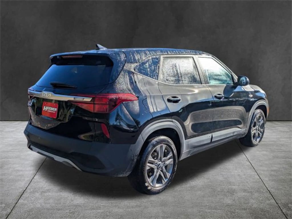 Used 2023 Kia Seltos LX SUV