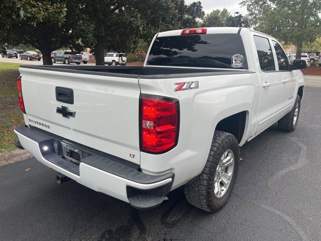 2018 Chevrolet Silverado 1500 LT photo 3