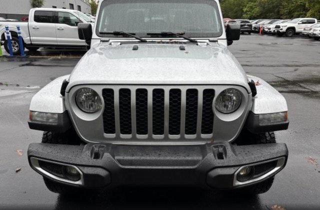 2023 Jeep Gladiator Sport S photo 2