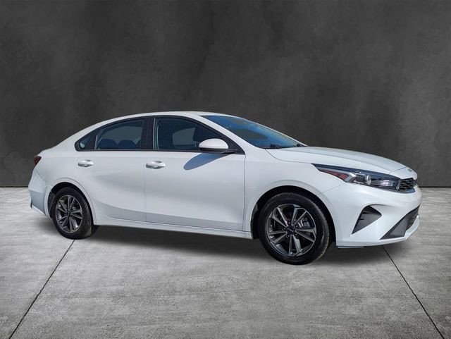 Used 2024 Kia Forte LXS with VIN 3KPF24AD0RE734302 for sale in Knightsville, SC