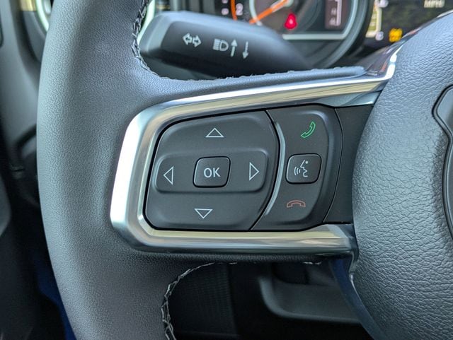 2025 Jeep Wrangler 4-Door Sahara - Photo 29