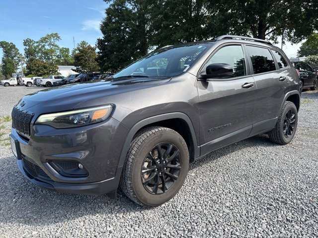 2023 Jeep Cherokee Altitude Lux photo 3
