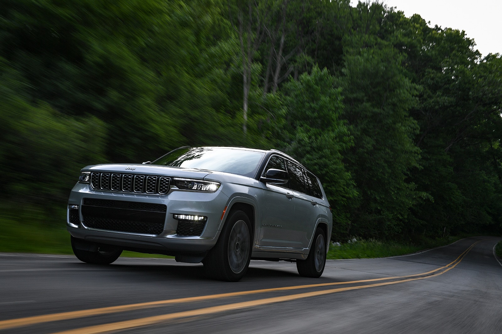 2024_Jeep_Grand_Cherokee_-_H3_-_SH_Image.jpg