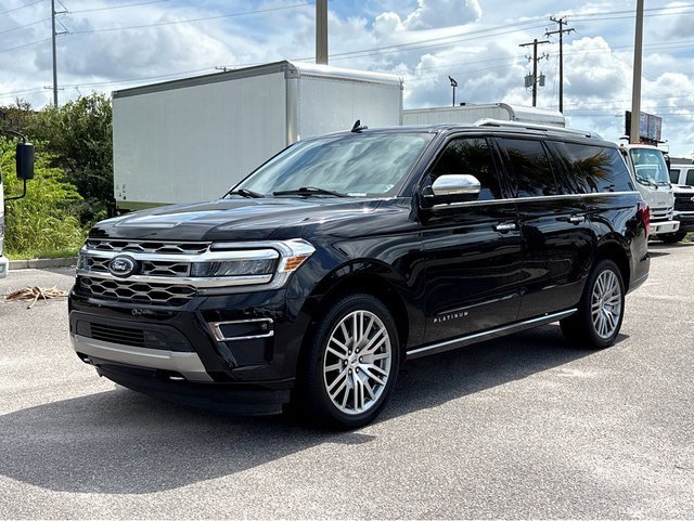 2022 Ford Expedition MAX Platinum photo 4