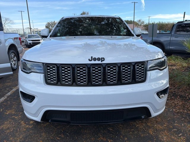 2020 Jeep Grand Cherokee Altitude photo 2