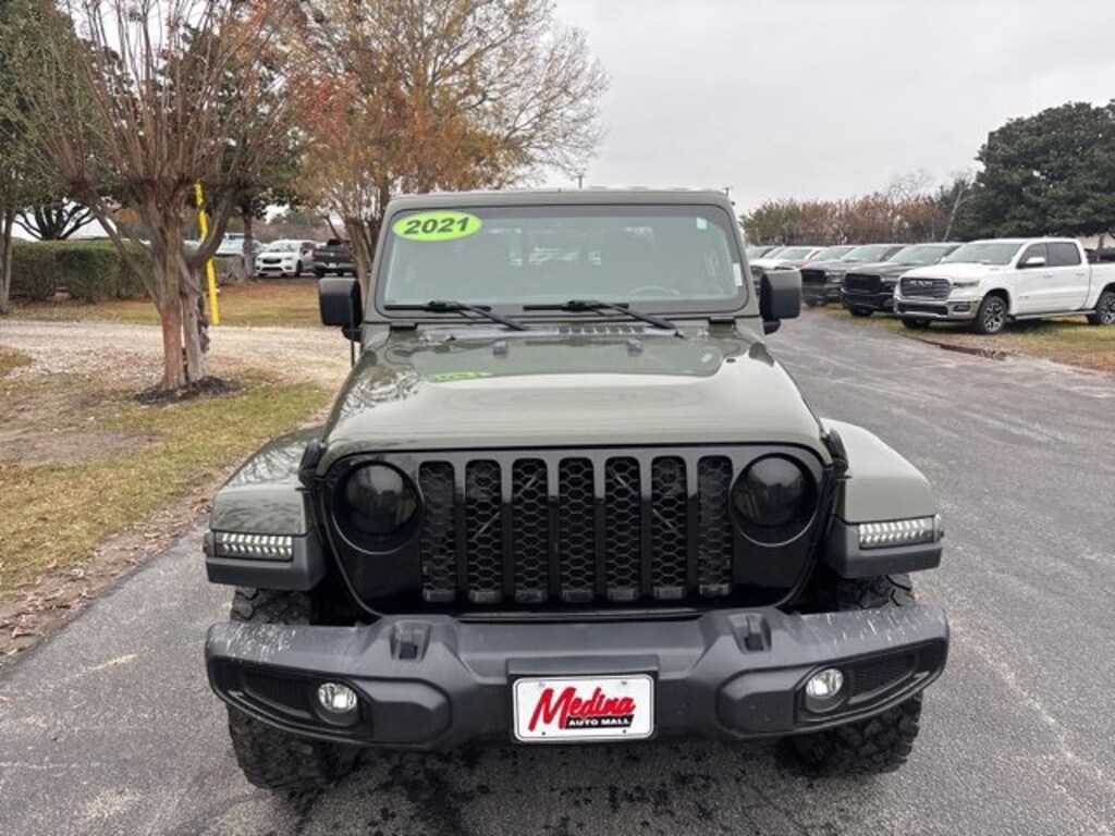 Used 2021 Jeep Gladiator Willys Truck Crew Cab