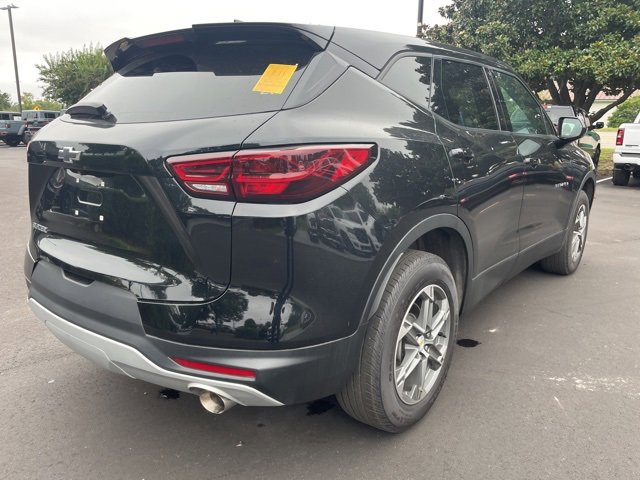 2023 Chevrolet Blazer 2LT photo 3
