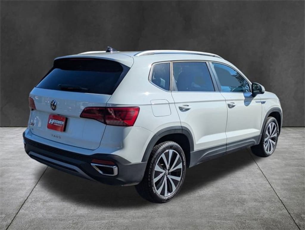 Used 2024 Volkswagen Taos SE SUV