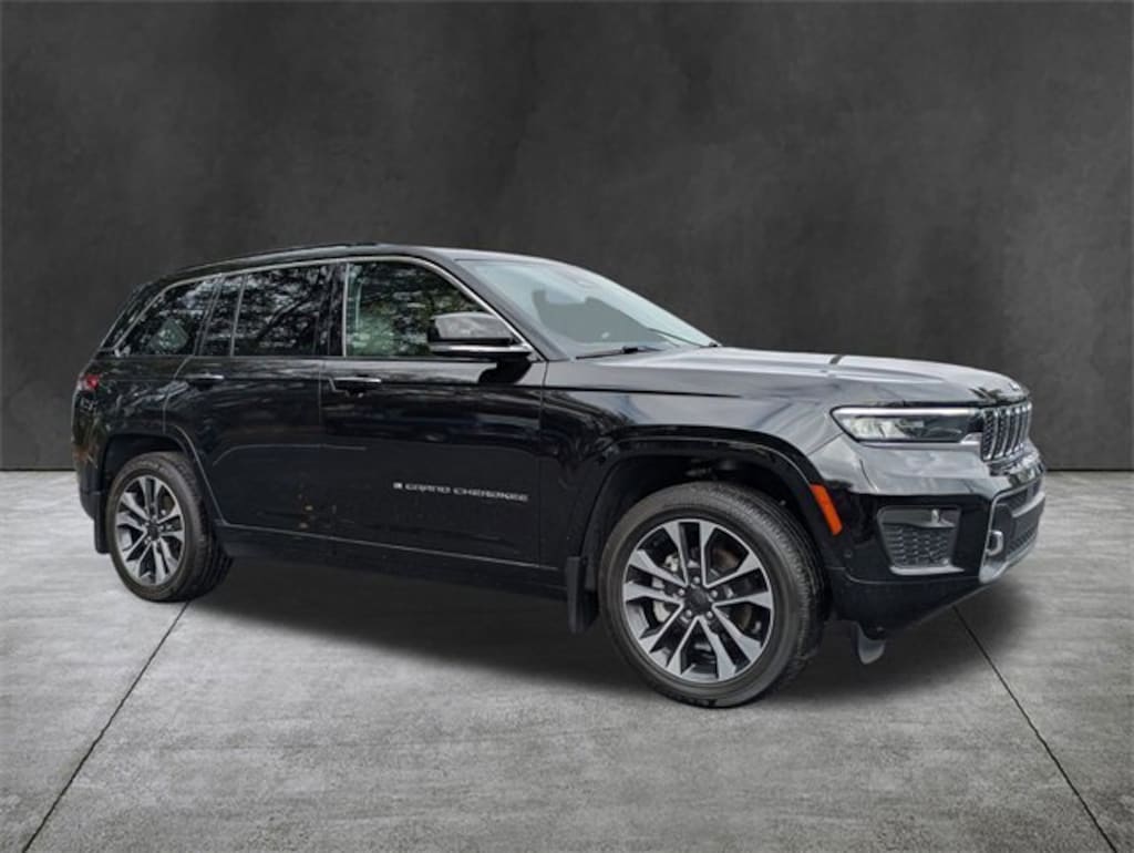 Used 2022 Jeep Grand Cherokee Overland SUV