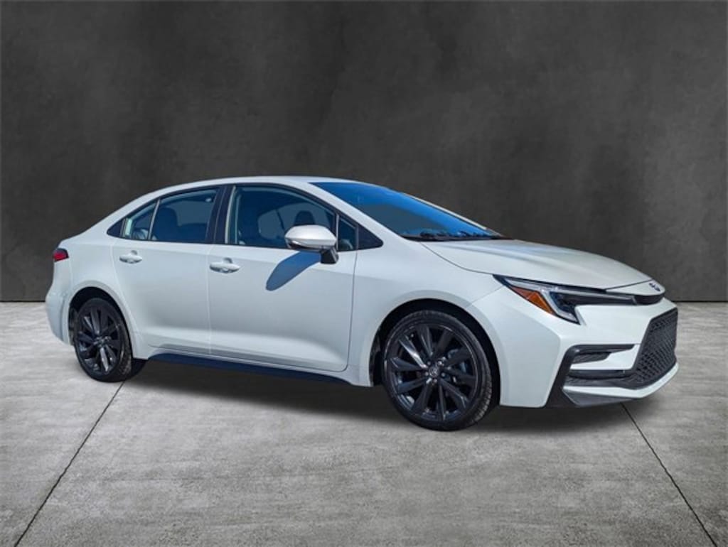 Used 2024 Toyota Corolla SE Sedan