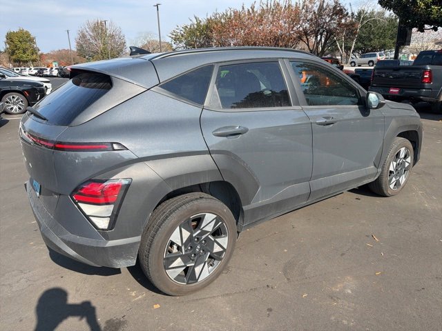 2024 Hyundai Kona SEL photo 3