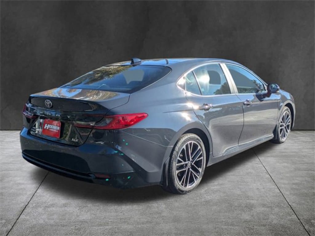 Used 2025 Toyota Camry XLE Sedan