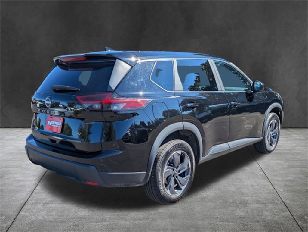 Used 2024 Nissan Rogue SV SUV
