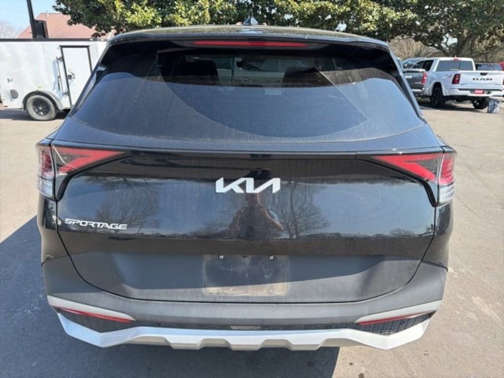 Used 2023 Kia Sportage EX SUV