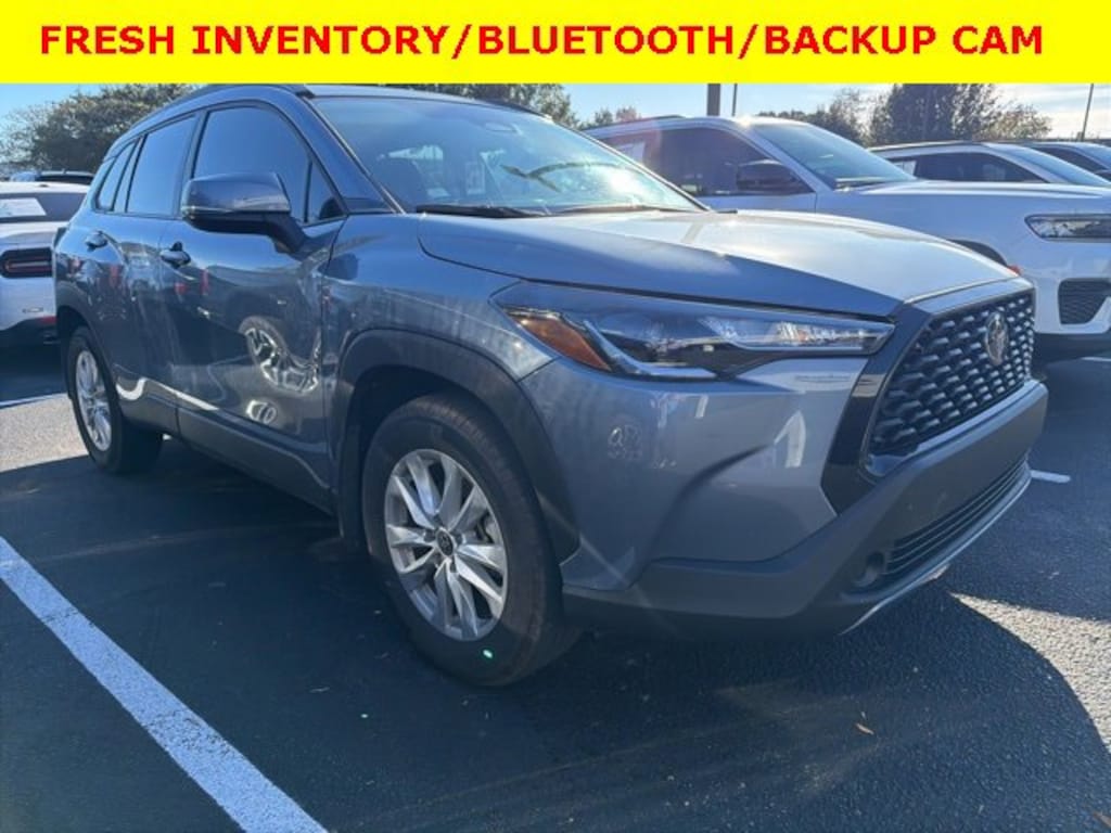 Used 2024 Toyota Corolla Cross LE SUV