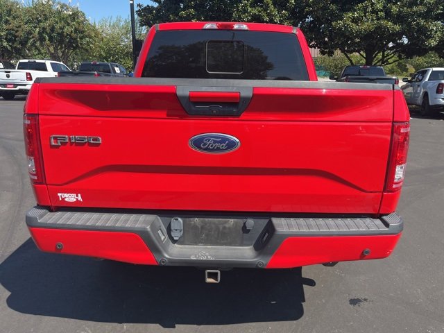 2016 Ford F-150 XLT photo 4