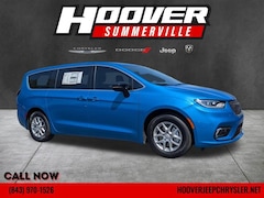 2026 Chrysler Pacifica Select Passenger Van