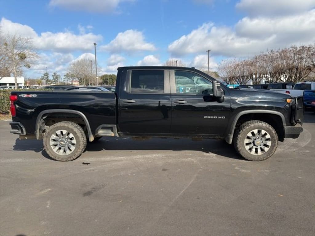 Used 2024 Chevrolet Silverado 2500HD Custom Truck Crew Cab