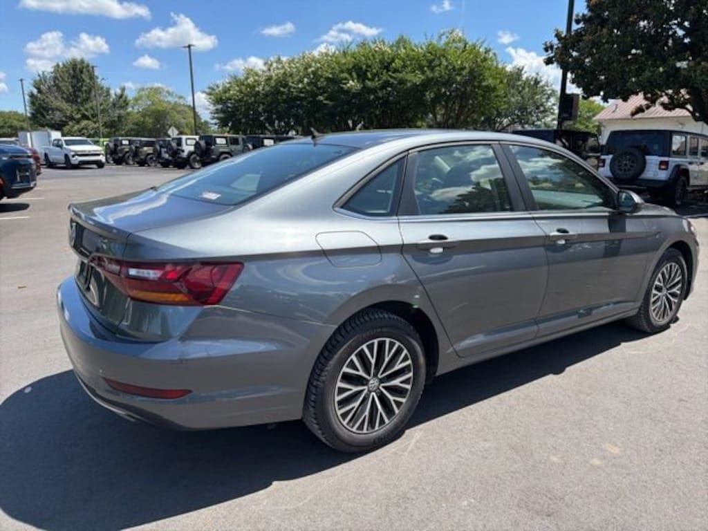 Used 2019 Volkswagen Jetta 1.4T SE Sedan