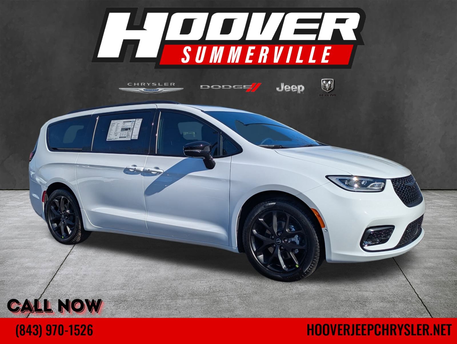 2026 Chrysler Pacifica Select's photo