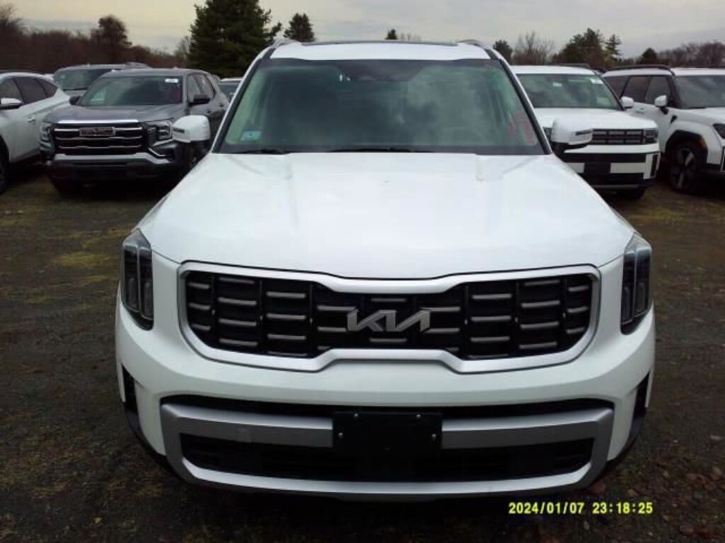 Used 2025 Kia Telluride S SUV
