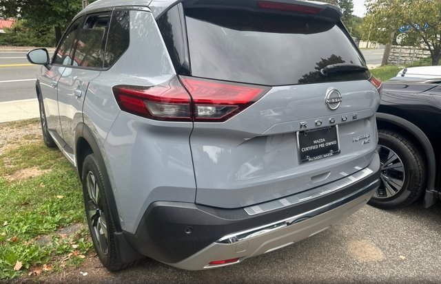 2022 Nissan Rogue Platinum photo 4
