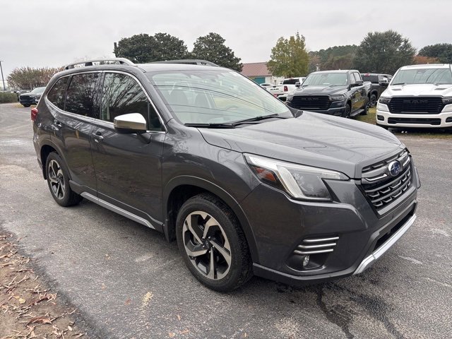 2022 Subaru Forester Touring's photo