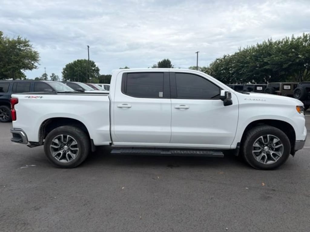 Used 2025 Chevrolet Silverado 1500 LT Truck Crew Cab
