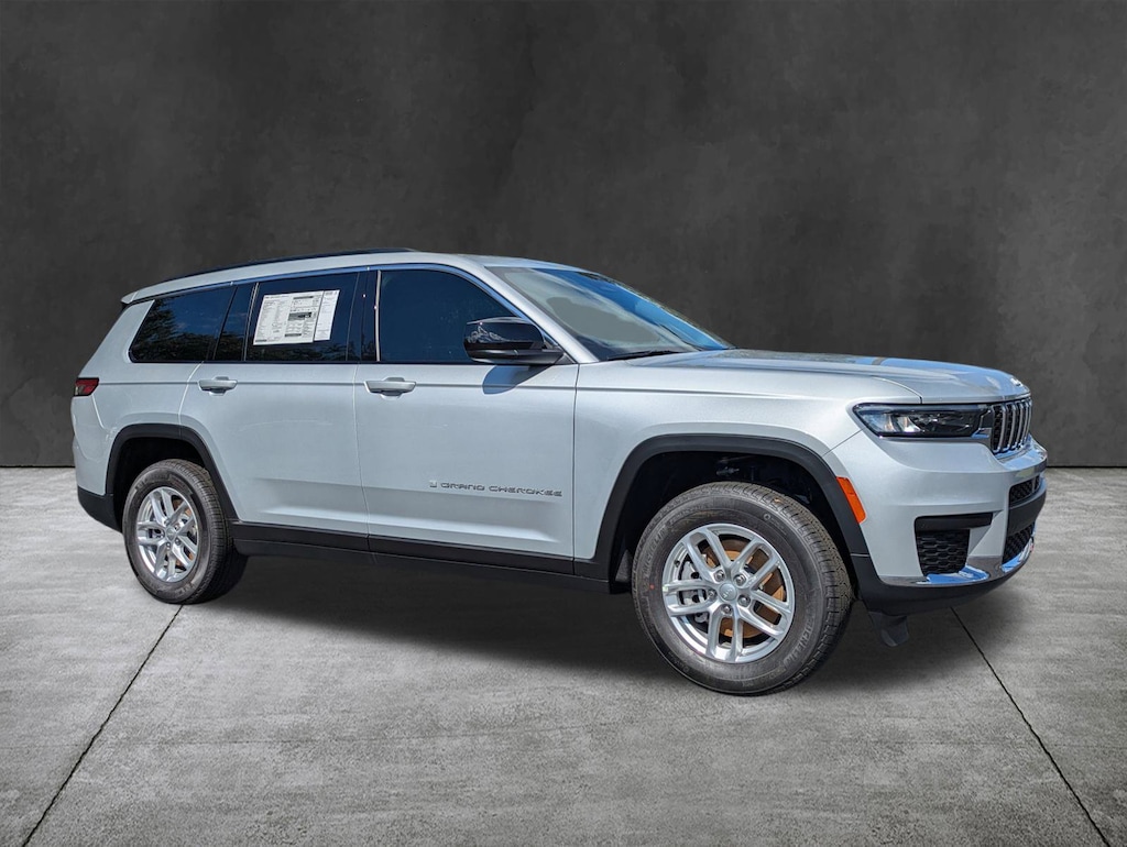 New 2025 Jeep Grand Cherokee L Laredo Sport Utility