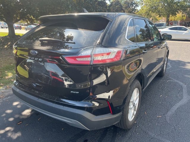 2023 Ford Edge SEL photo 3