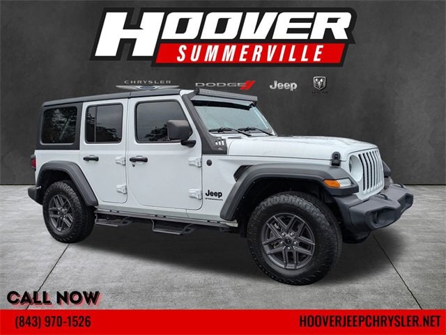 2024 Jeep Wrangler 4-Door Sport S's photo