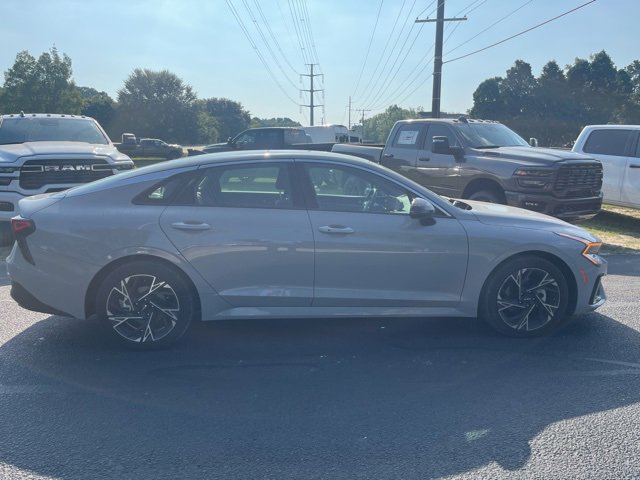 2025 Kia K5 GT-Line photo 2