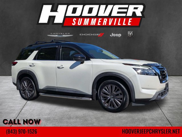 2023 Nissan Pathfinder SL