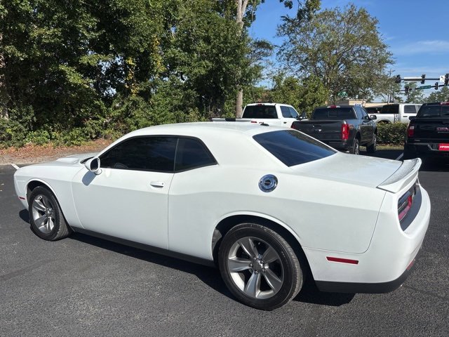 2019 Dodge Challenger SXT photo 3