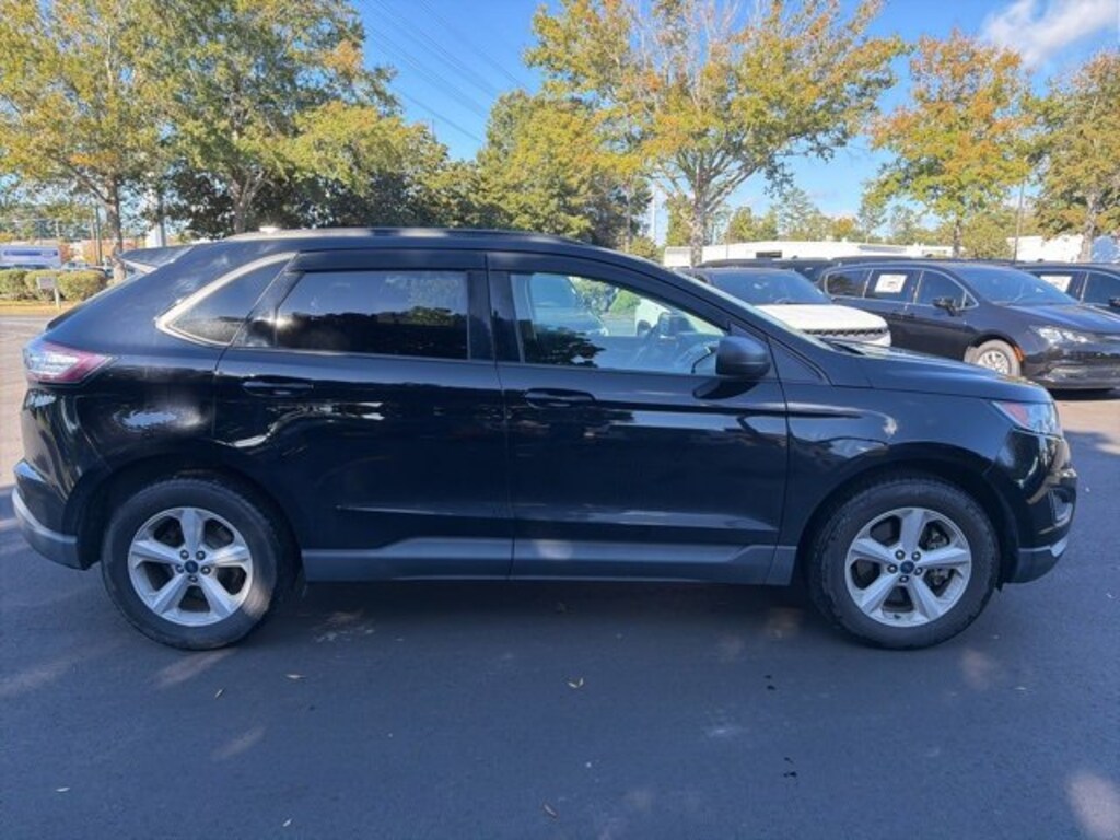 Used 2018 Ford Edge SE SUV