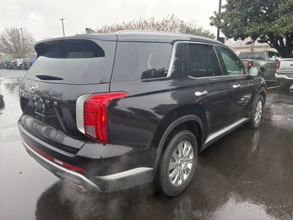 Used 2023 Hyundai Palisade SEL SUV