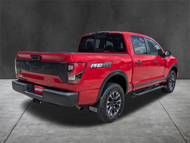 2021 Nissan Titan PRO-4X photo 3