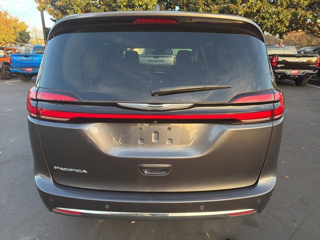 2022 Chrysler Pacifica Touring L photo 4