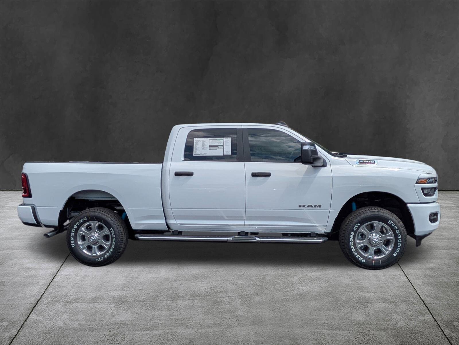 2026 Ram 2500 Big Horn photo 3