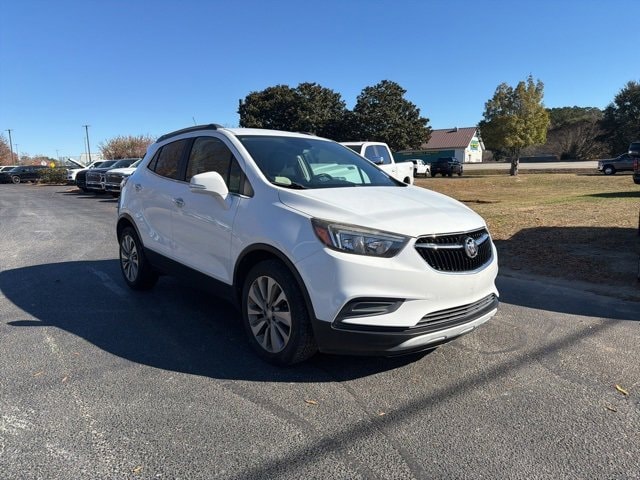 2017 Buick Encore Preferred's photo