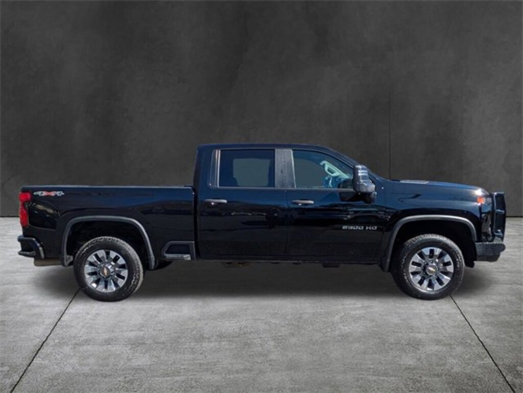 Used 2024 Chevrolet Silverado 2500HD Custom Truck Crew Cab