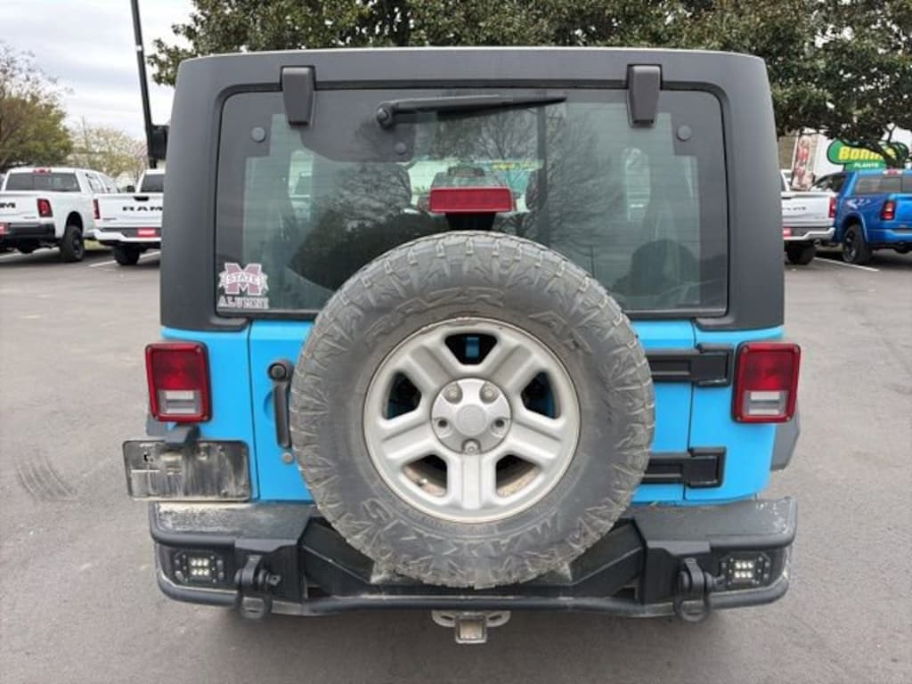 Used 2017 Jeep Wrangler Unlimited Sport SUV