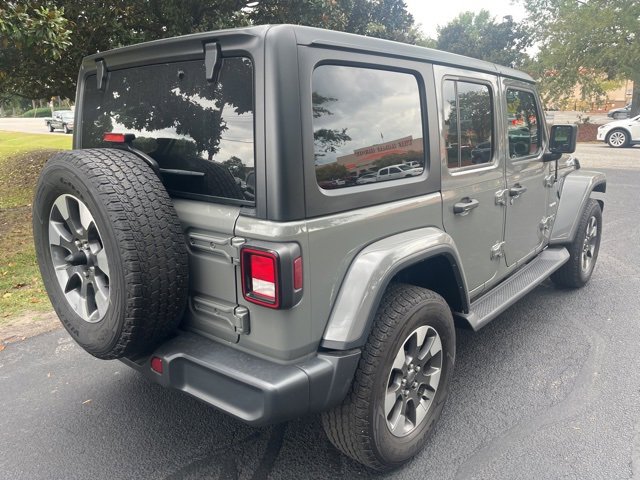 2022 Jeep Wrangler Unlimited Sahara photo 2
