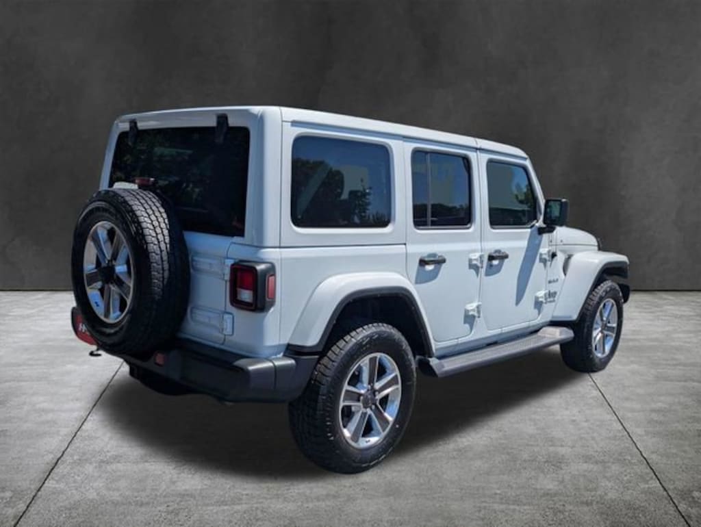 Used 2021 Jeep Wrangler Unlimited Sahara SUV