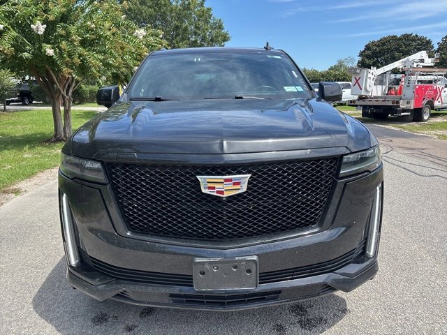 2023 Cadillac Escalade Sport photo 2