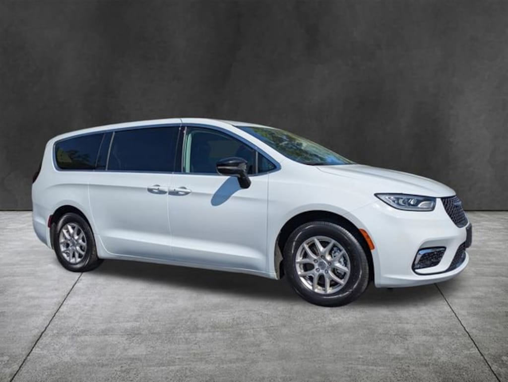Used 2024 Chrysler Pacifica Touring L Van Passenger Van