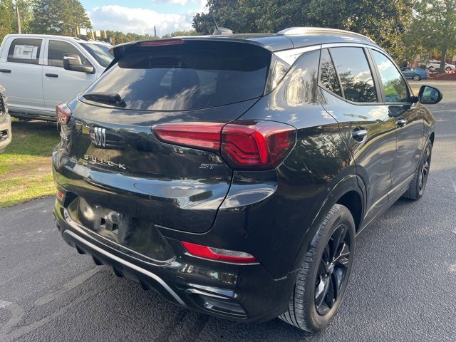 2024 Buick Encore GX Sport Touring photo 3