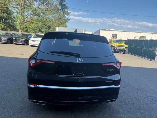 2023 Acura MDX SH-AWD Technology photo 4