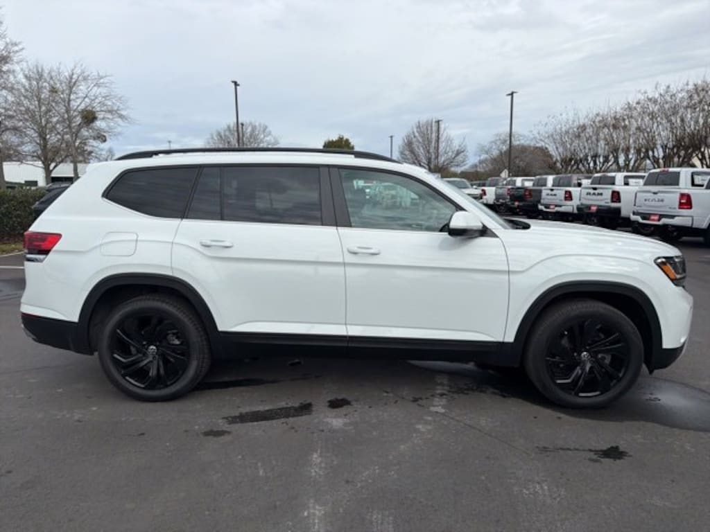 Used 2023 Volkswagen Atlas 3.6L V6 SE w/Technology SUV