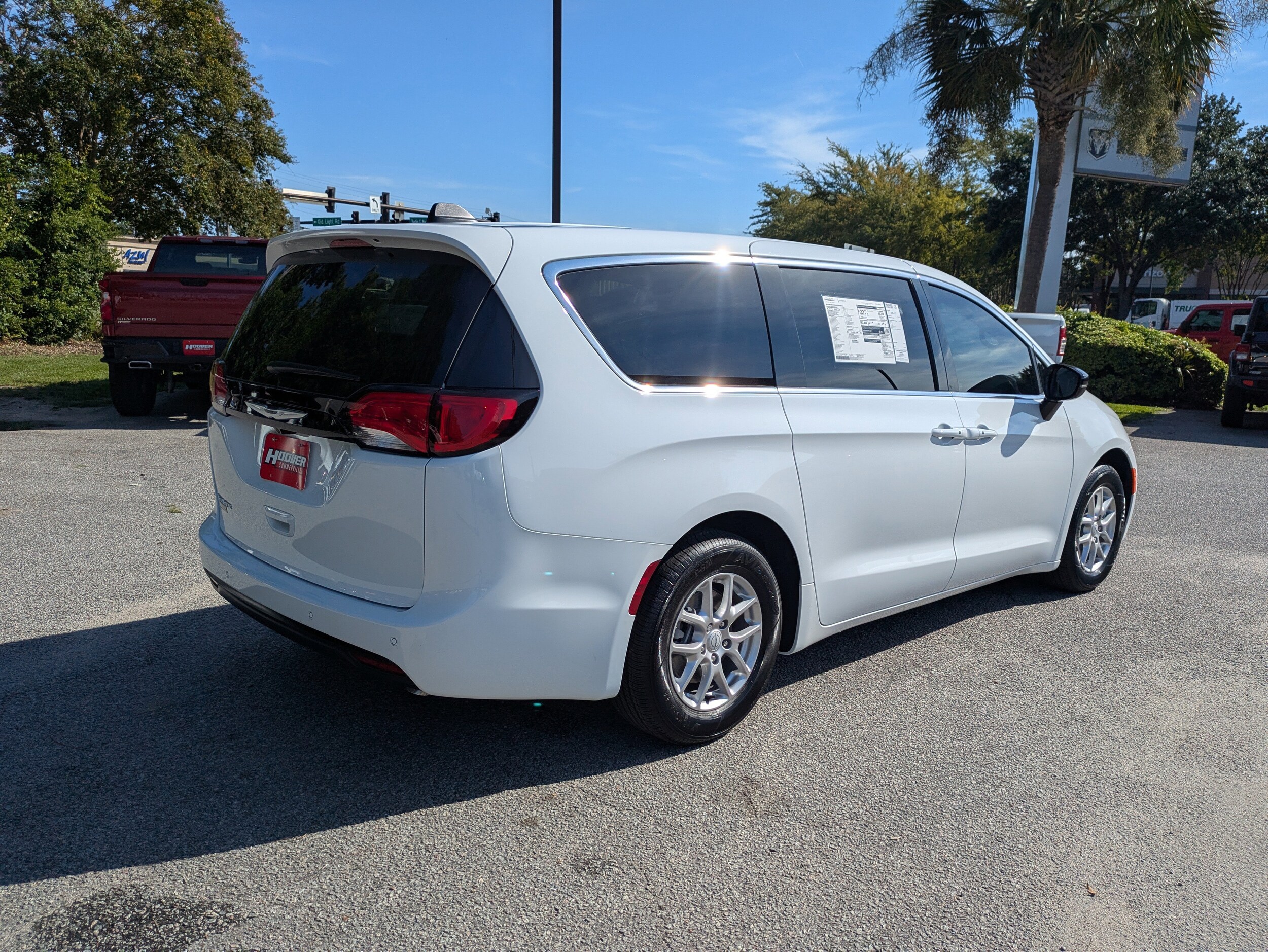 2026 Chrysler Voyager LX photo 2